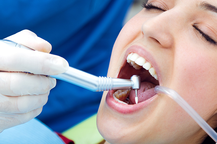 Root canal treatment at Dr Zamani's Melbourne CBD dental practice