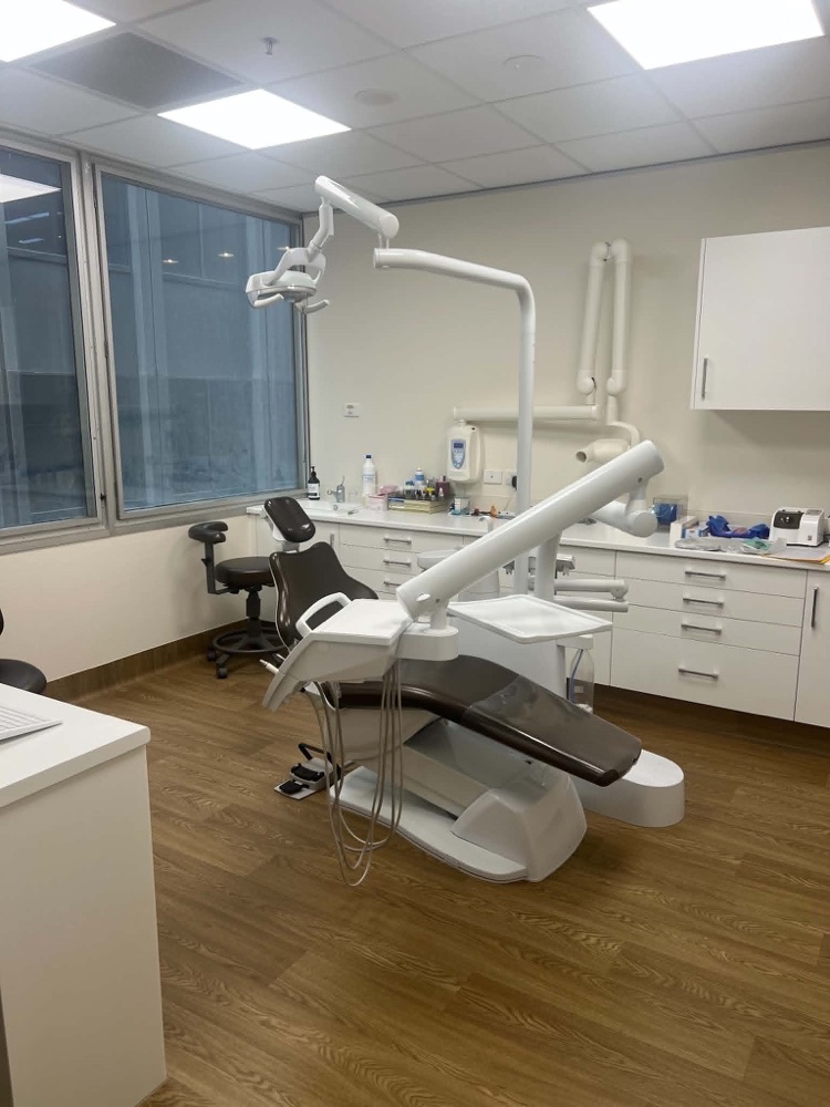 Professional gum disease treatment in Melbourne CBD